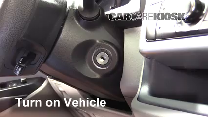 2015 Toyota Highlander LE 2.7L 4 Cyl. Bluetooth Par Teléfono